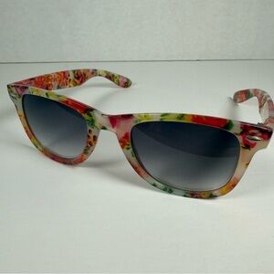 Floral Patterned Sunglasses